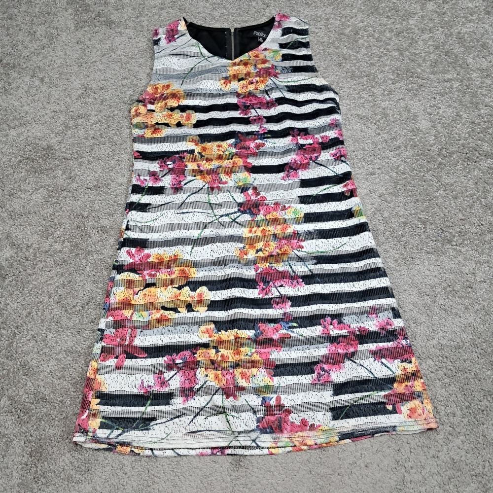 Papillon Womens Striped Floral Mesh Overlay Sleeveless Shift Dress Black White M